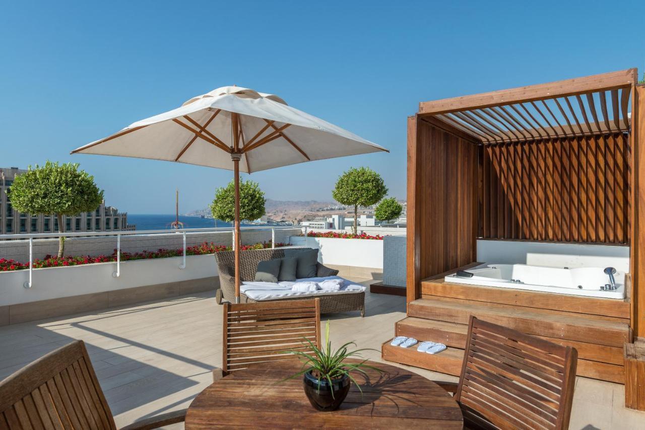 King Solomon By Isrotel Collection Ejlat Exteriér fotografie Rooftop pool at the West End